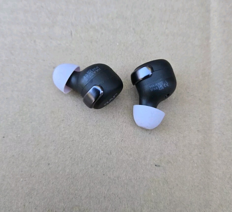 JVC HA-A30T COMPACT NOISE CANCELLING TRUE WIRELESS EARBUDS ONLY.***