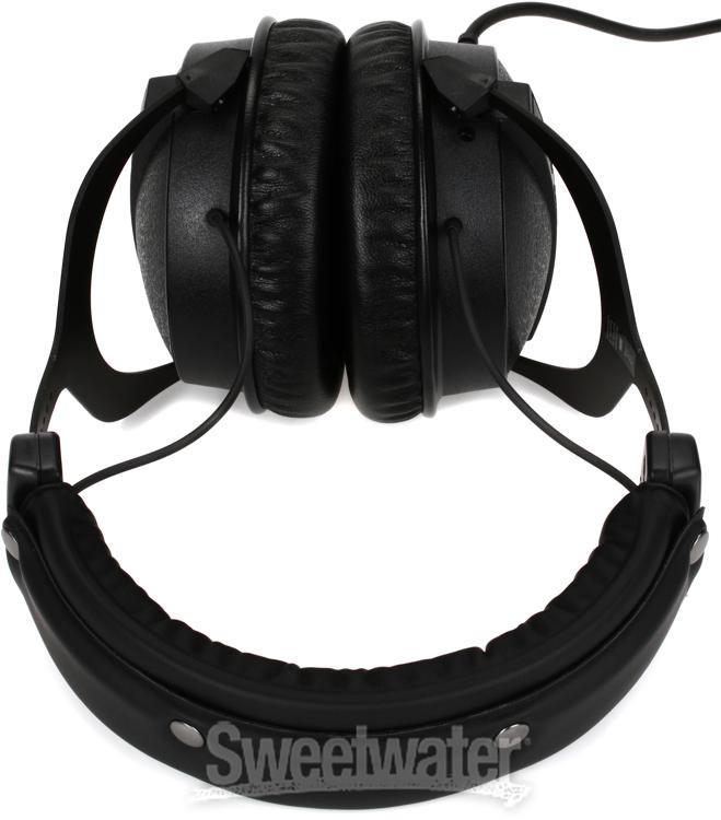 Beyerdynamic DT 770 Pro 32 ohm Closed-back Studio Mixing Headphones