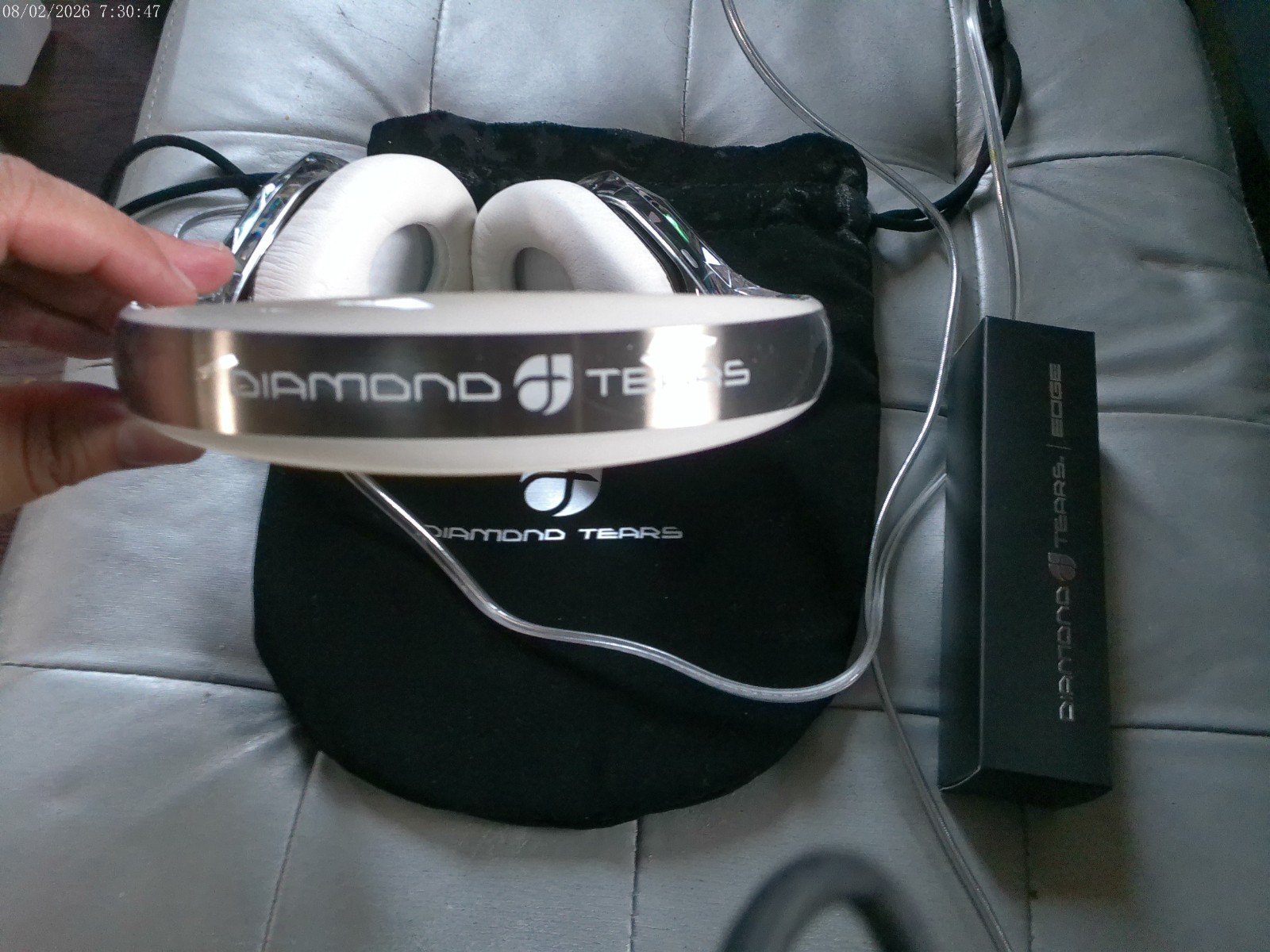 Monster Diamond Tears Edge Headphones White Multicolor 3.5mm Over-Ear