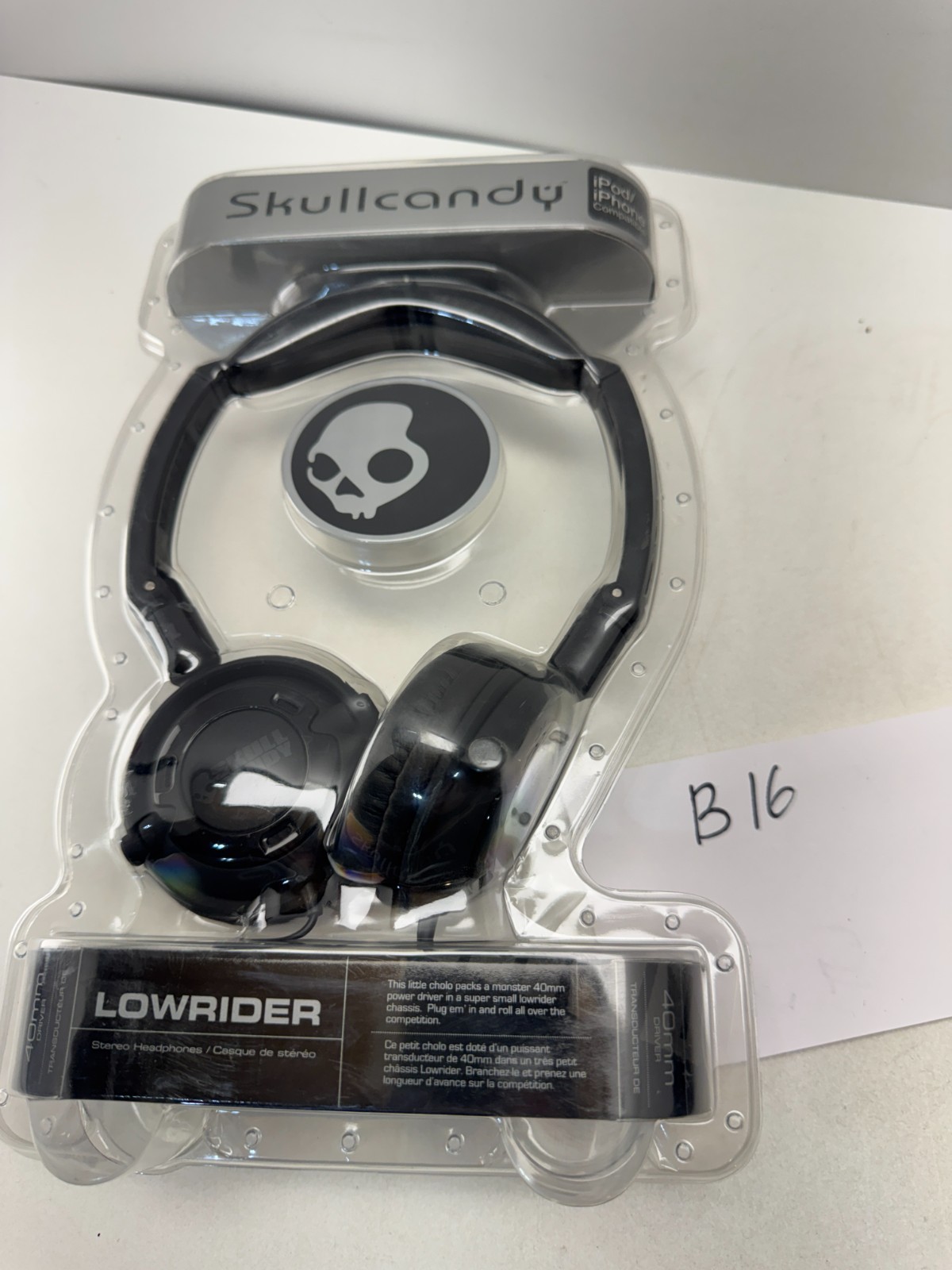 Vintage Skullcandy Lowrider Headphones Black 40mm Drivers iPod iPhone New Sealed