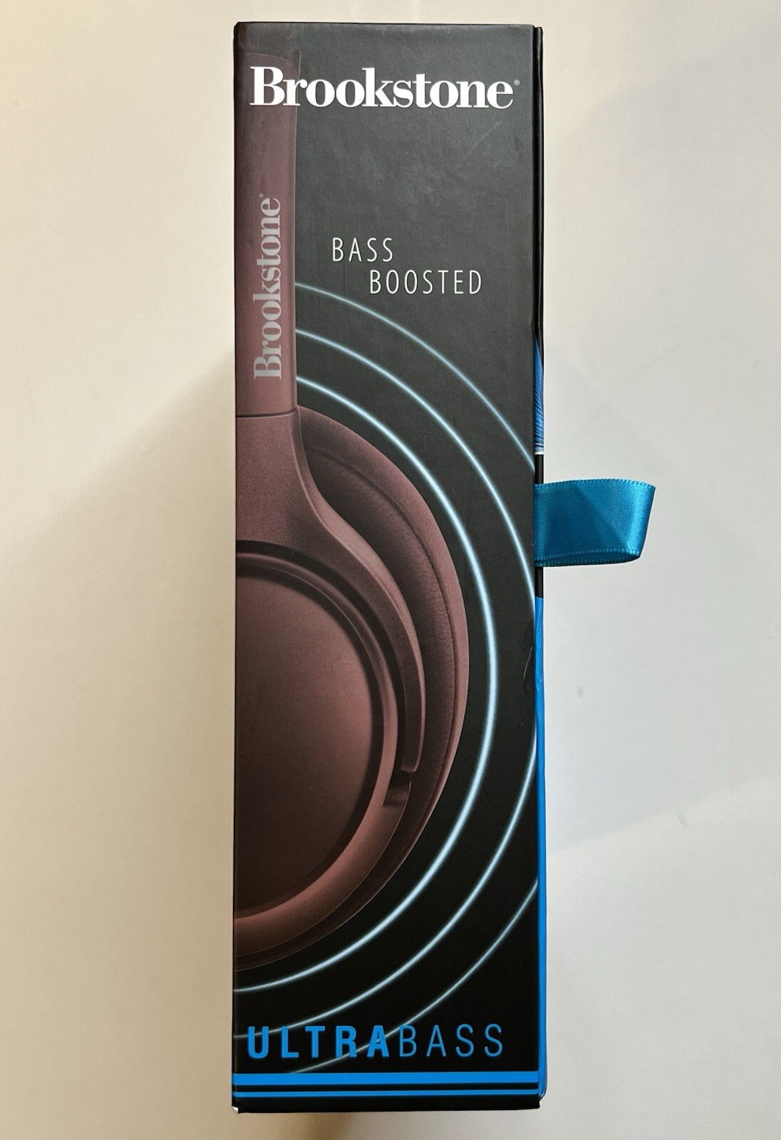 Brookstone Ultrabass Noise Isolating Wireless Bluetooth Headphones Red Maroon