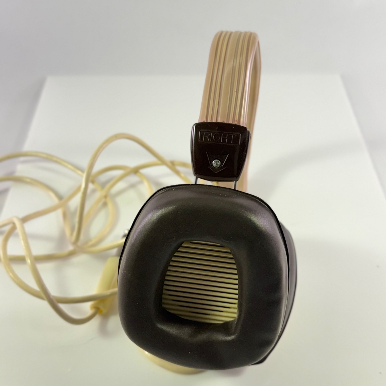 Pioneer SE-4GH Vintage Stereo Headphones 8 Ohm Made in Japan Tested Working