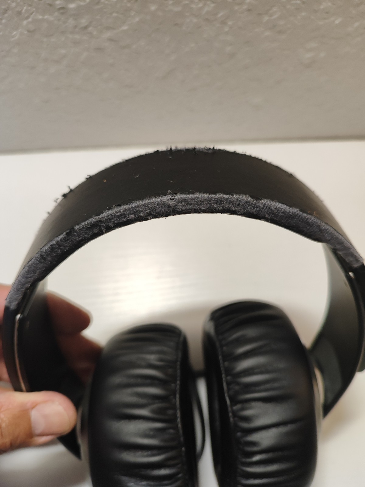 Sony MDR-XB700 Extra Bass Headphones In Good Condition With New Ear Pads