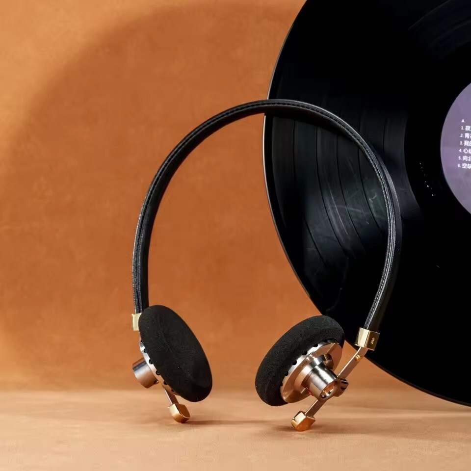 ROSESELSA Distant Mountain Headphone 40mm Diaphragm Driver Wired Classic Retro
