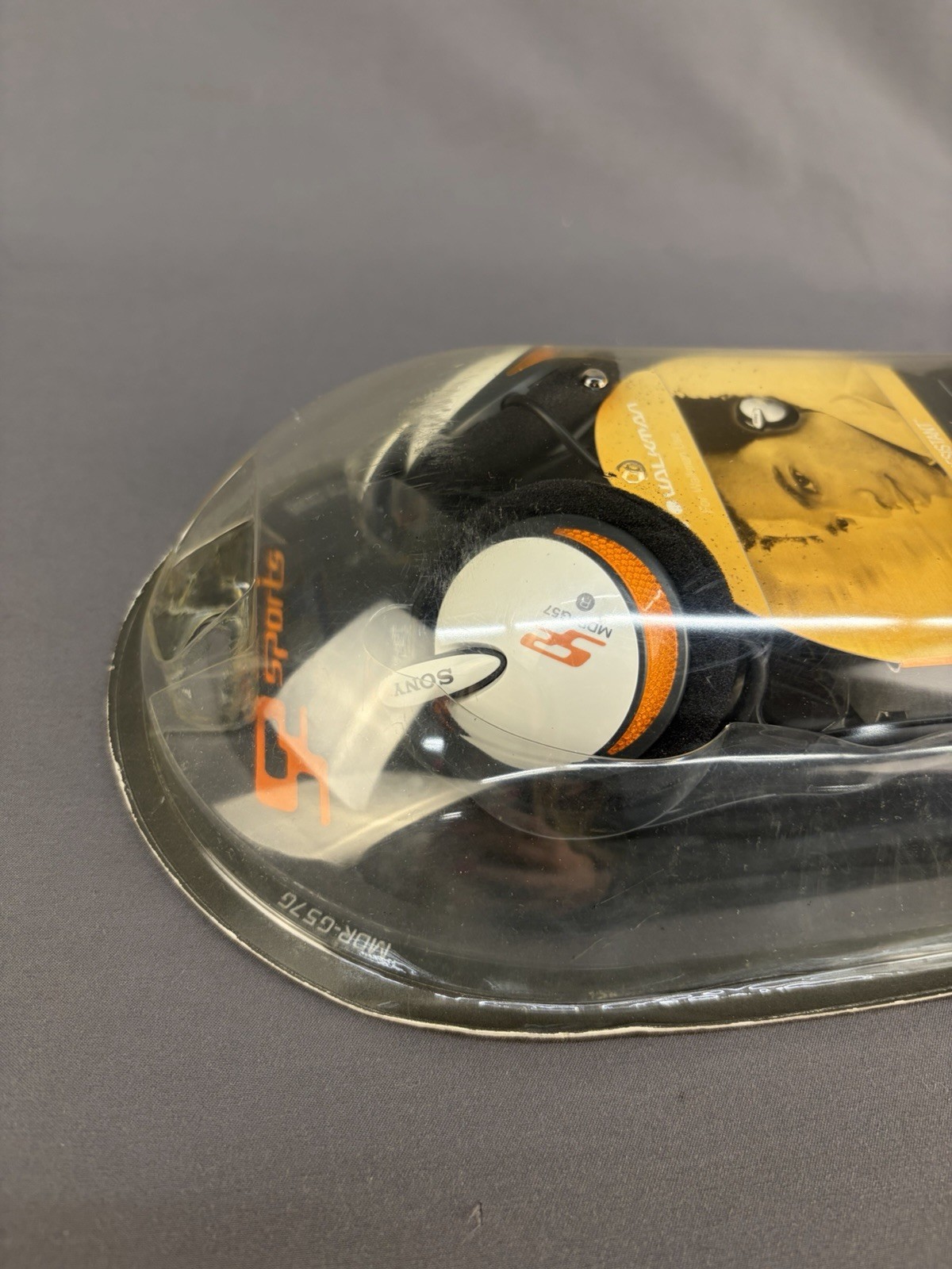 NEW VTG Sony MDR-G57G Street Style Stereo Headphones For Walkman 2002 (3M)