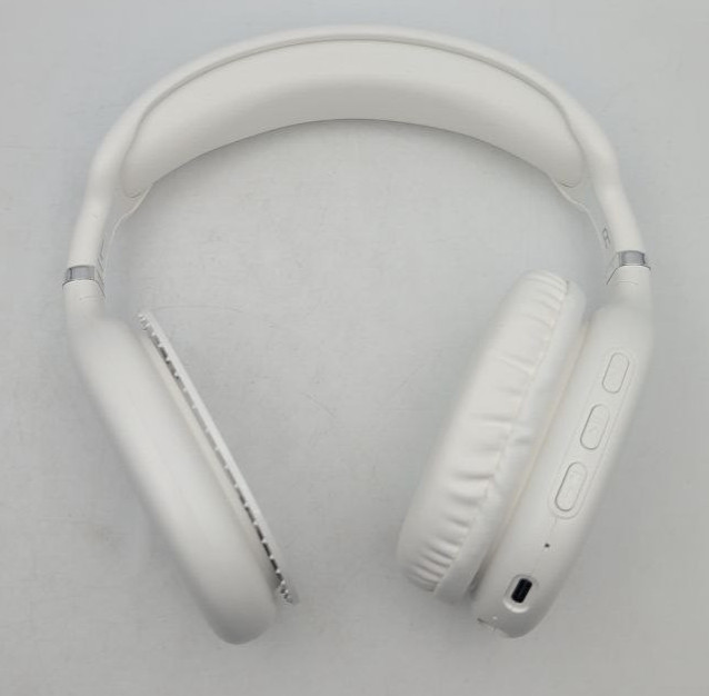 Tzumi Soundplay Wireless Over Ear Headphones HD Stereo Sound Foldable READ White