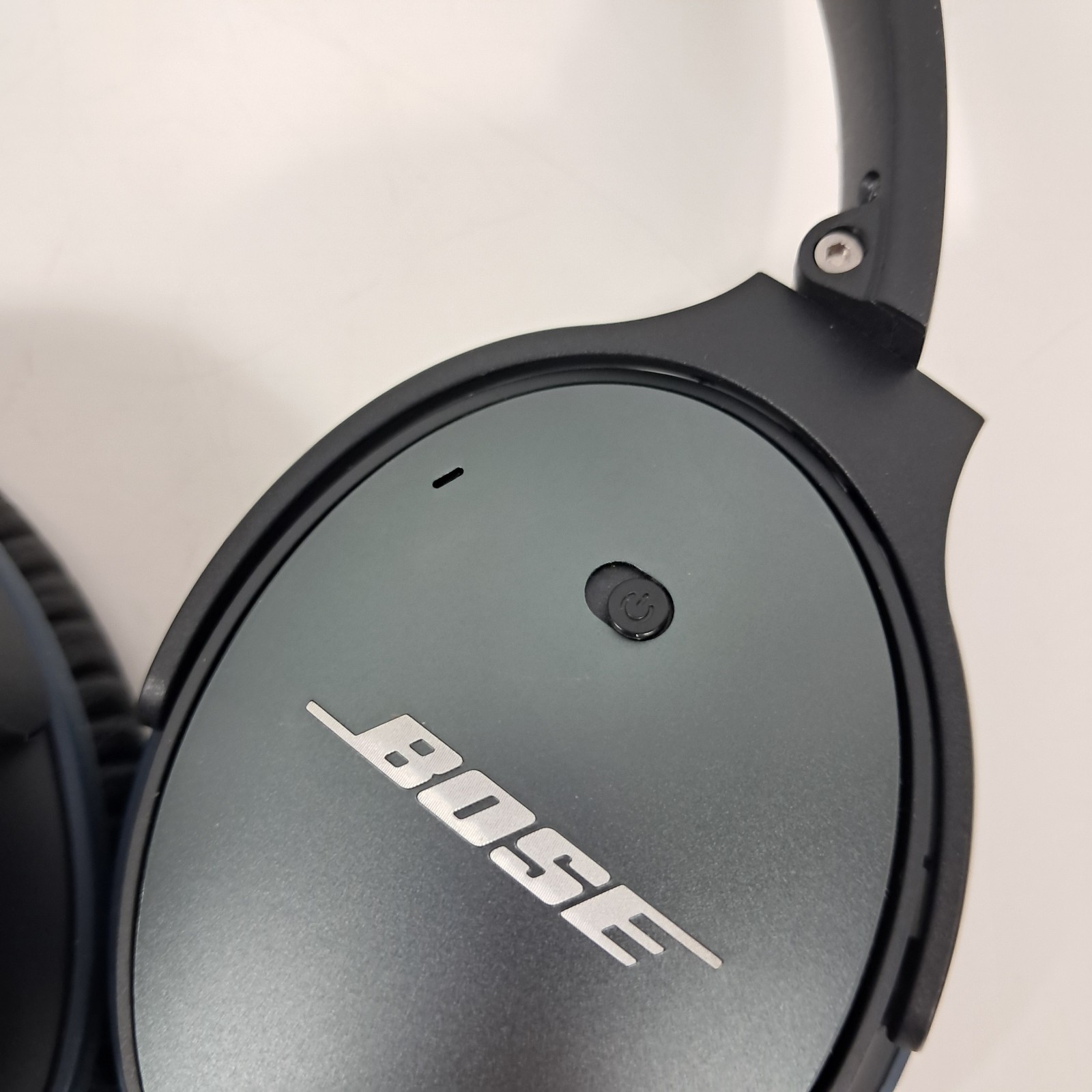 BOSE QuietComfort QC25 Noise Cancelling Headphones Graphite/Blue Excellent Cond.