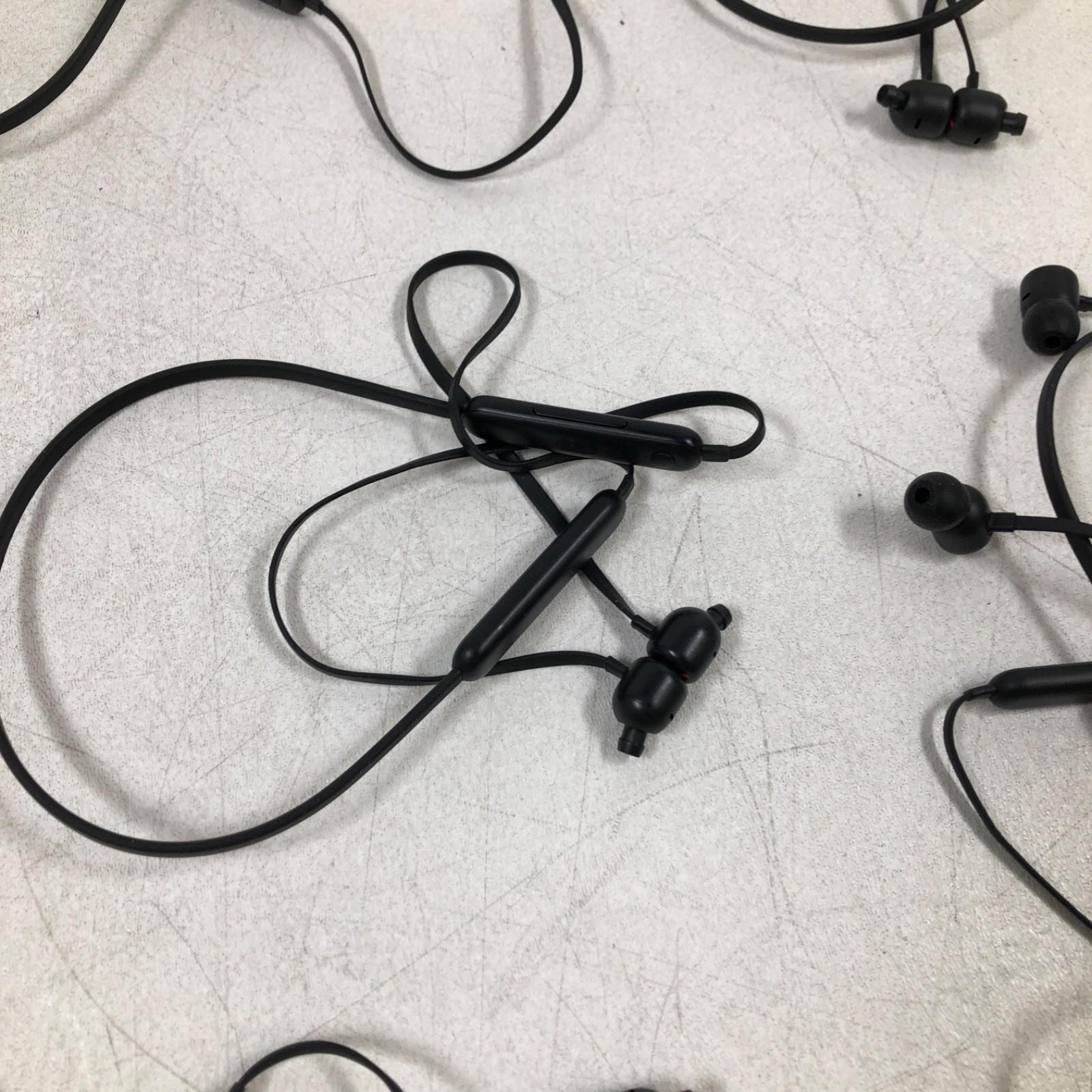 FOR PARTS LOT OF 15 Beats Flex Wireless Bluetooth Earbuds Earphones – Black/Whit