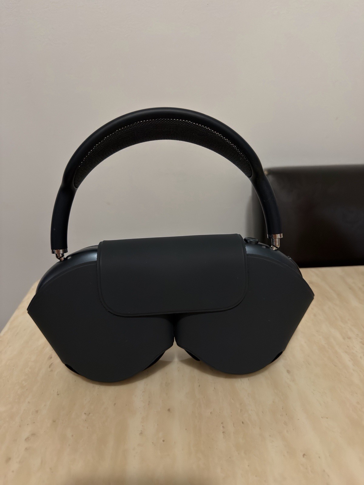 Apple AirPods Max Midnight USB-C ANC Transparency Mode