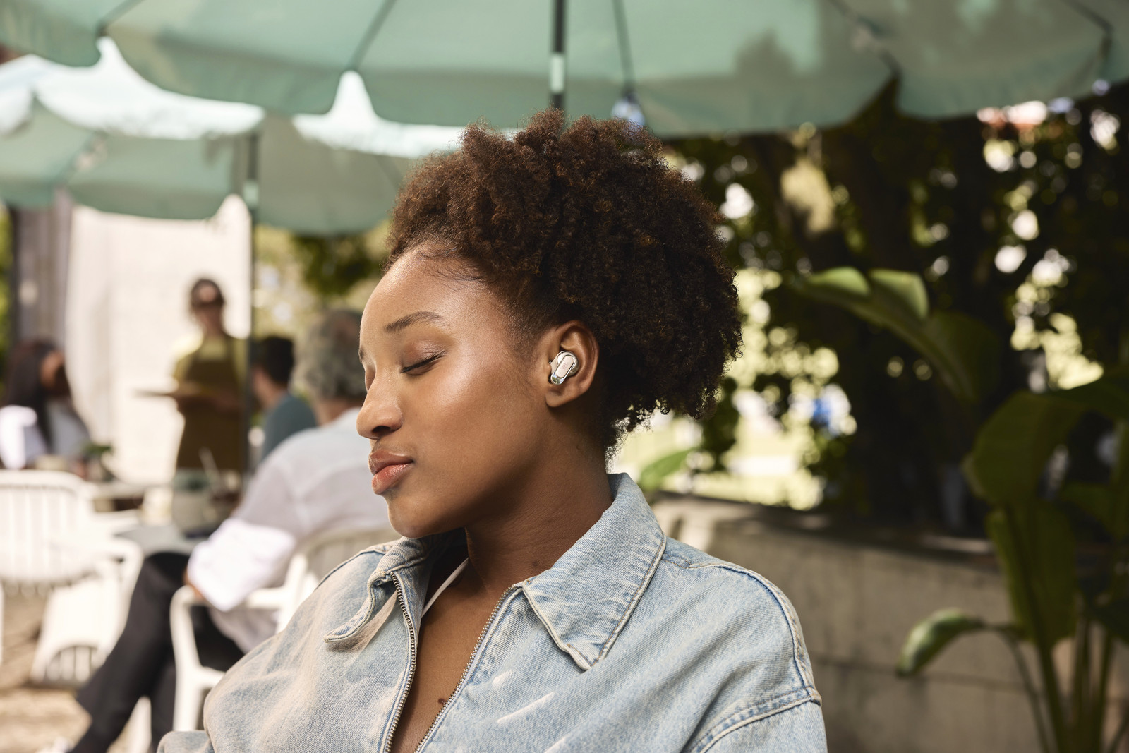 JBL Tour Pro 3 true-wireless NC headphones (latte)