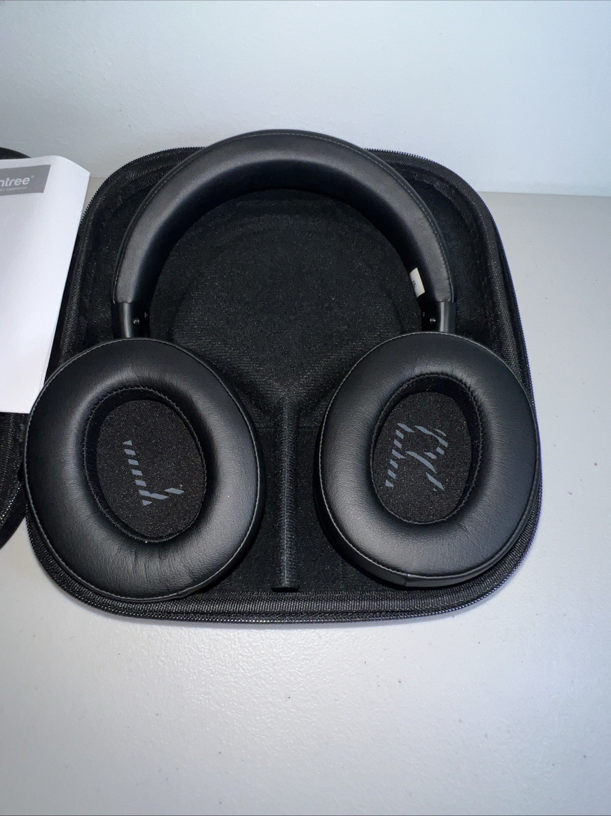 Avantree -Noise Cancelling Headphones W Cords And Case (O3)