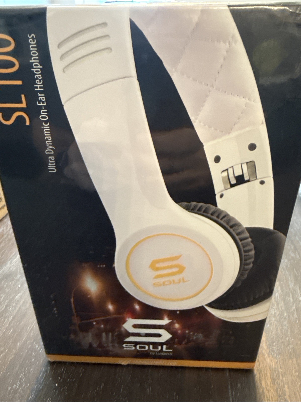 SOUL SL100 Headphones Unisex OS White Ultra Dynamic On-Ear Ludacris NEW