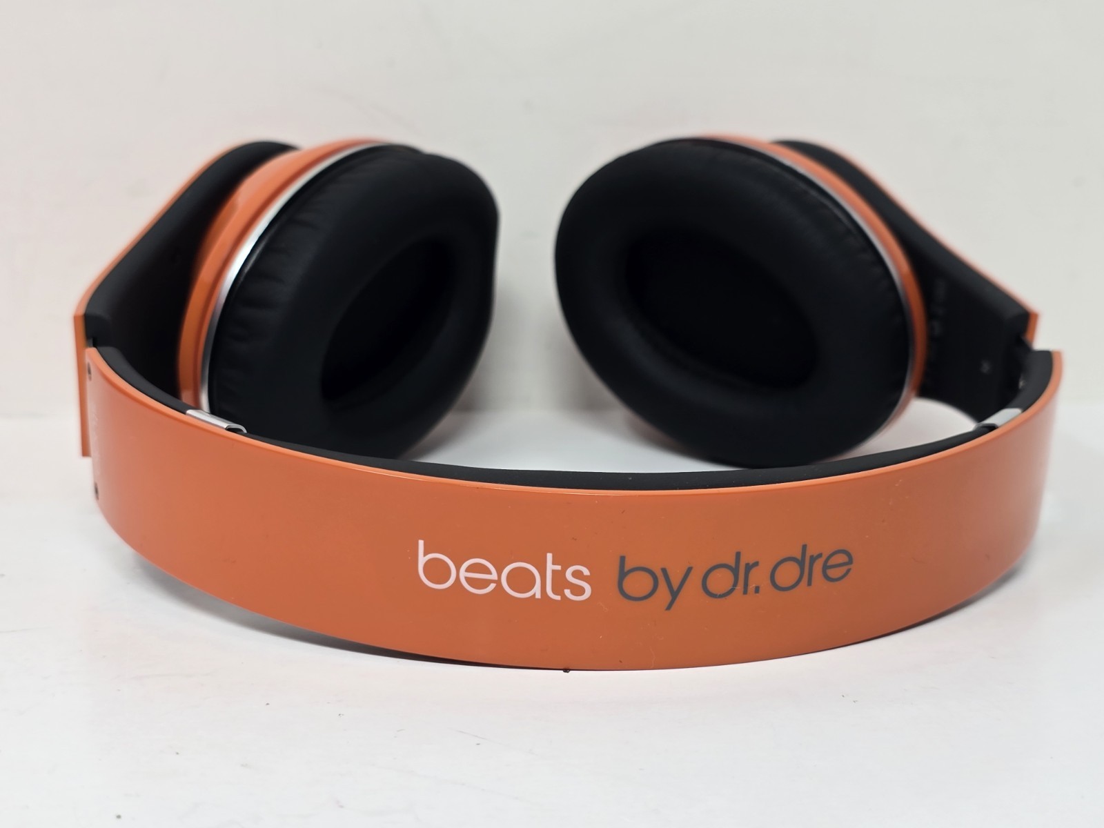 Beats Studio 1st Gen Wired Headphones, Orange, Beats by Dre, Excellent, Tested