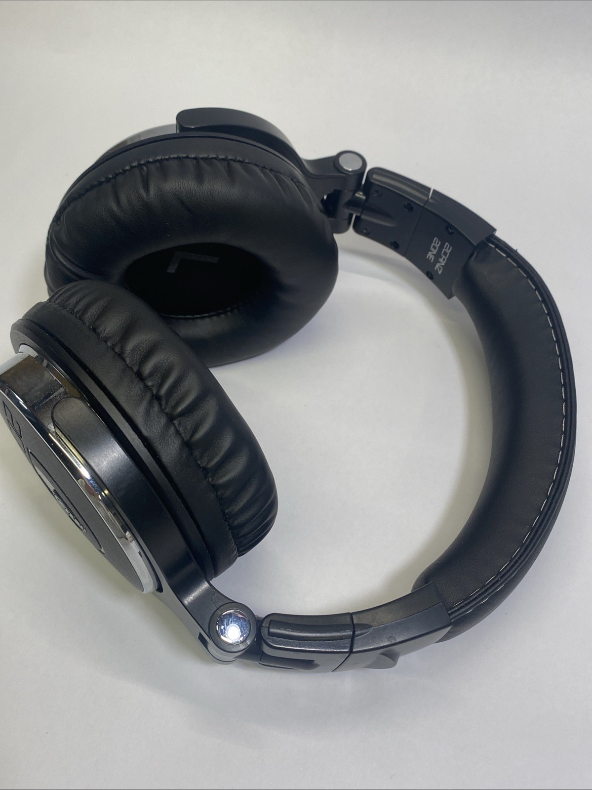 2CANZ 2ONE Professional Wired Over-Ear Studio Music Production DJ Headphones Blk