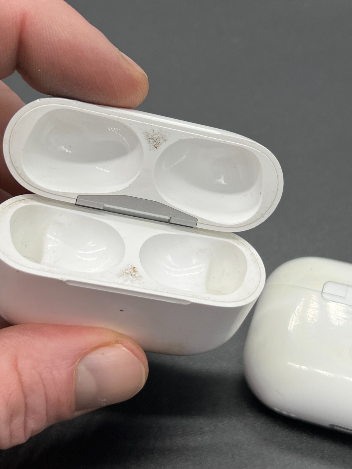Genuine Authentic Replacement Apple Airpods Pro 2 A2700 2nd Gen Charging Case