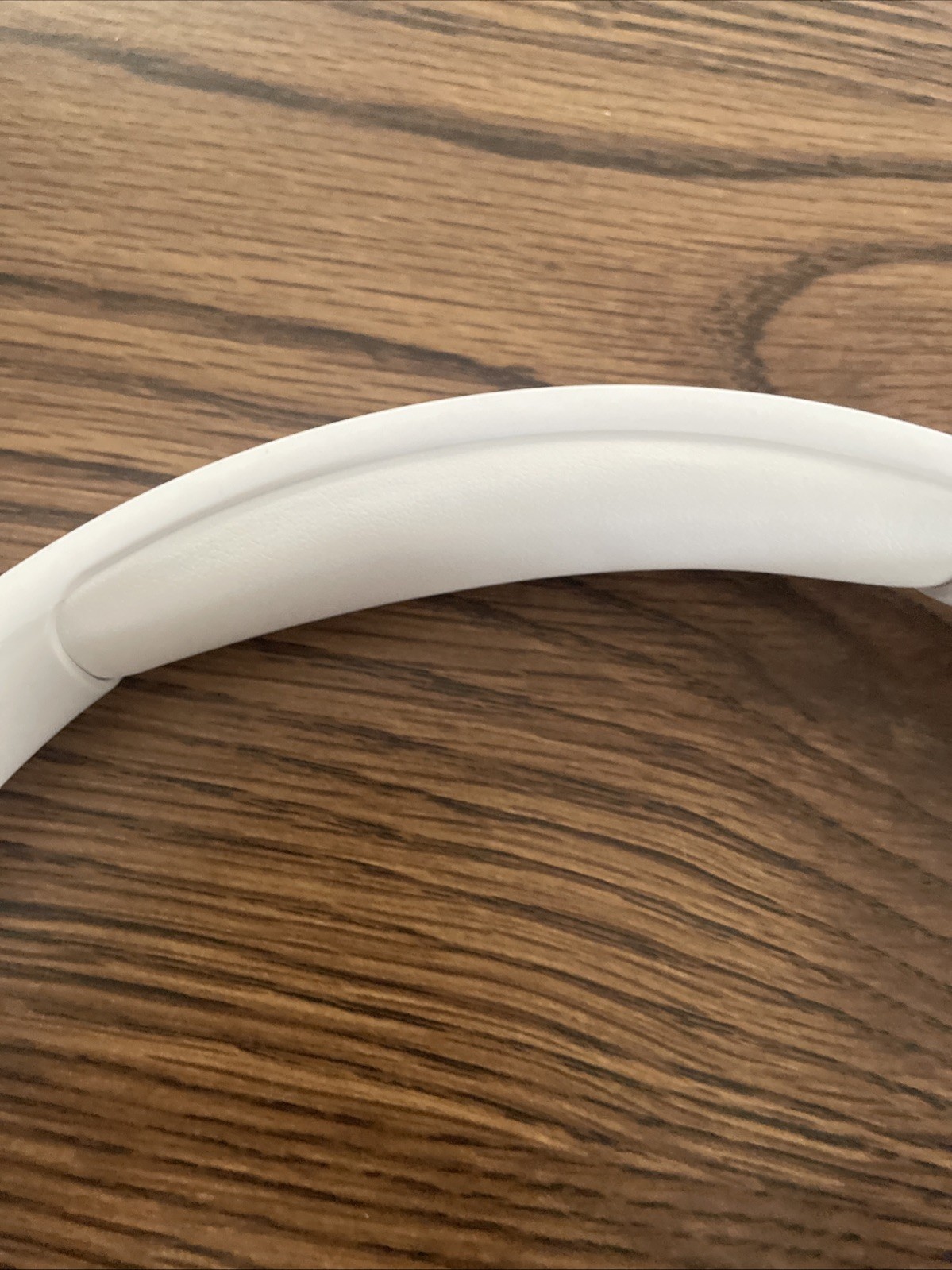 JBL Tune 770NC Over-ear Wireless Headphones – White