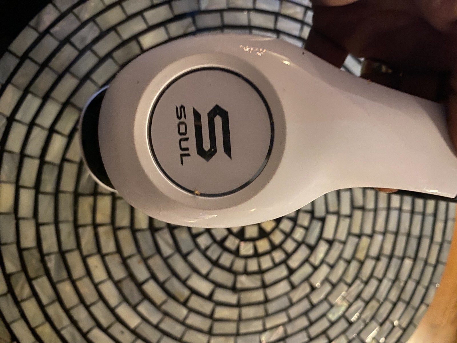 Soul SL150 Wired Headphones, used, in good working and cosmetic condition.