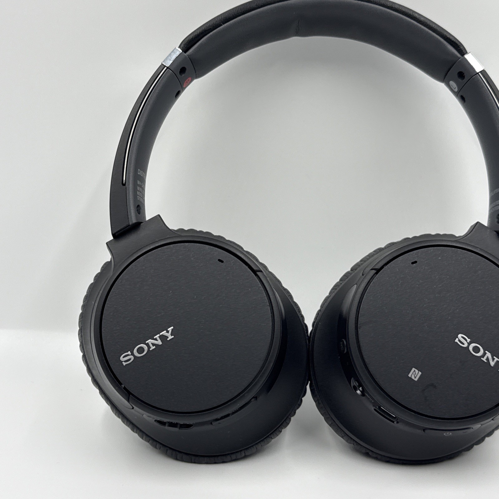 Sony Wireless Over the Ear Noise Canceling Headphones WH-CH700N
