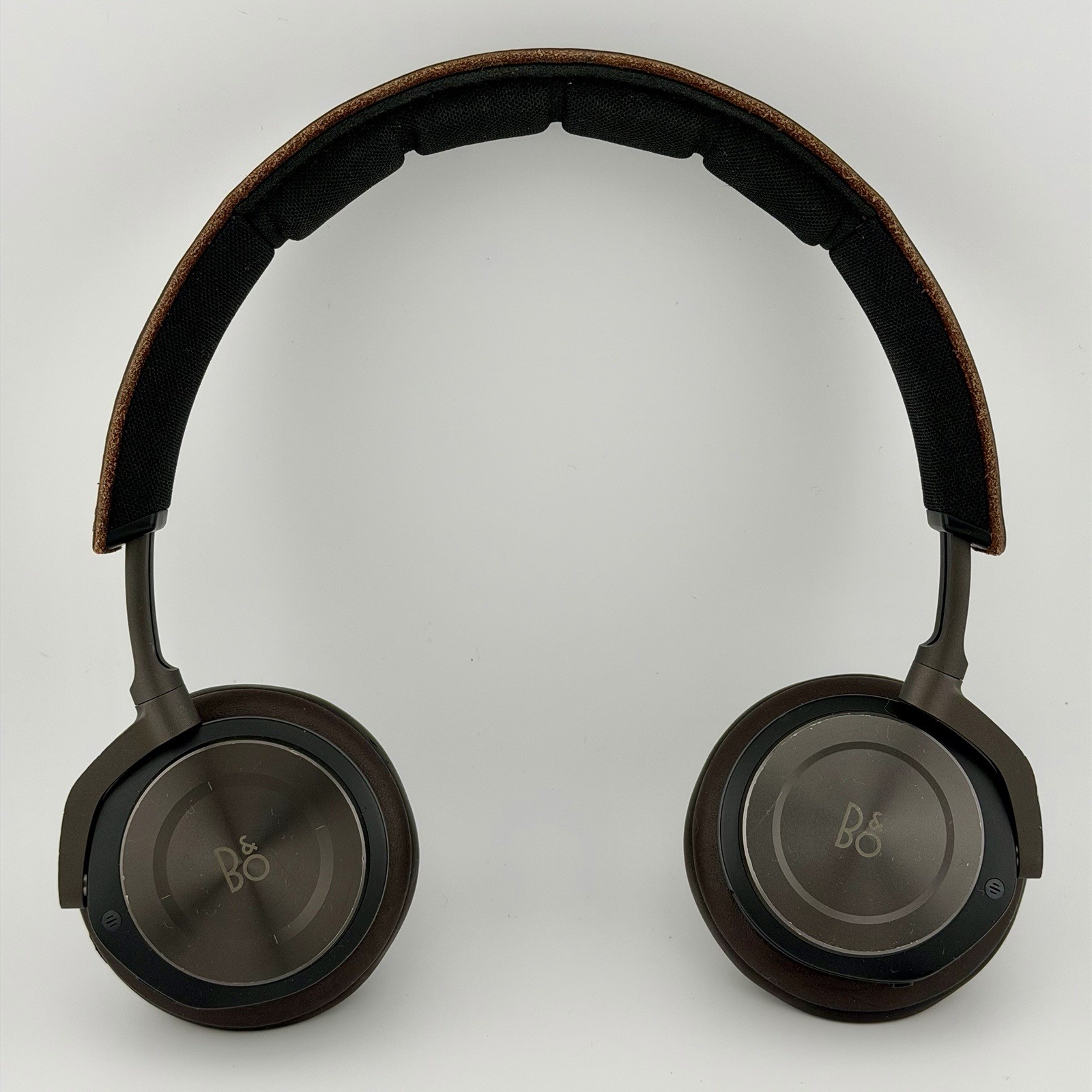 The Bang & Olufsen BeoPlay H8 Wireless Bluetooth Over-Ear Headphones Dark Brown