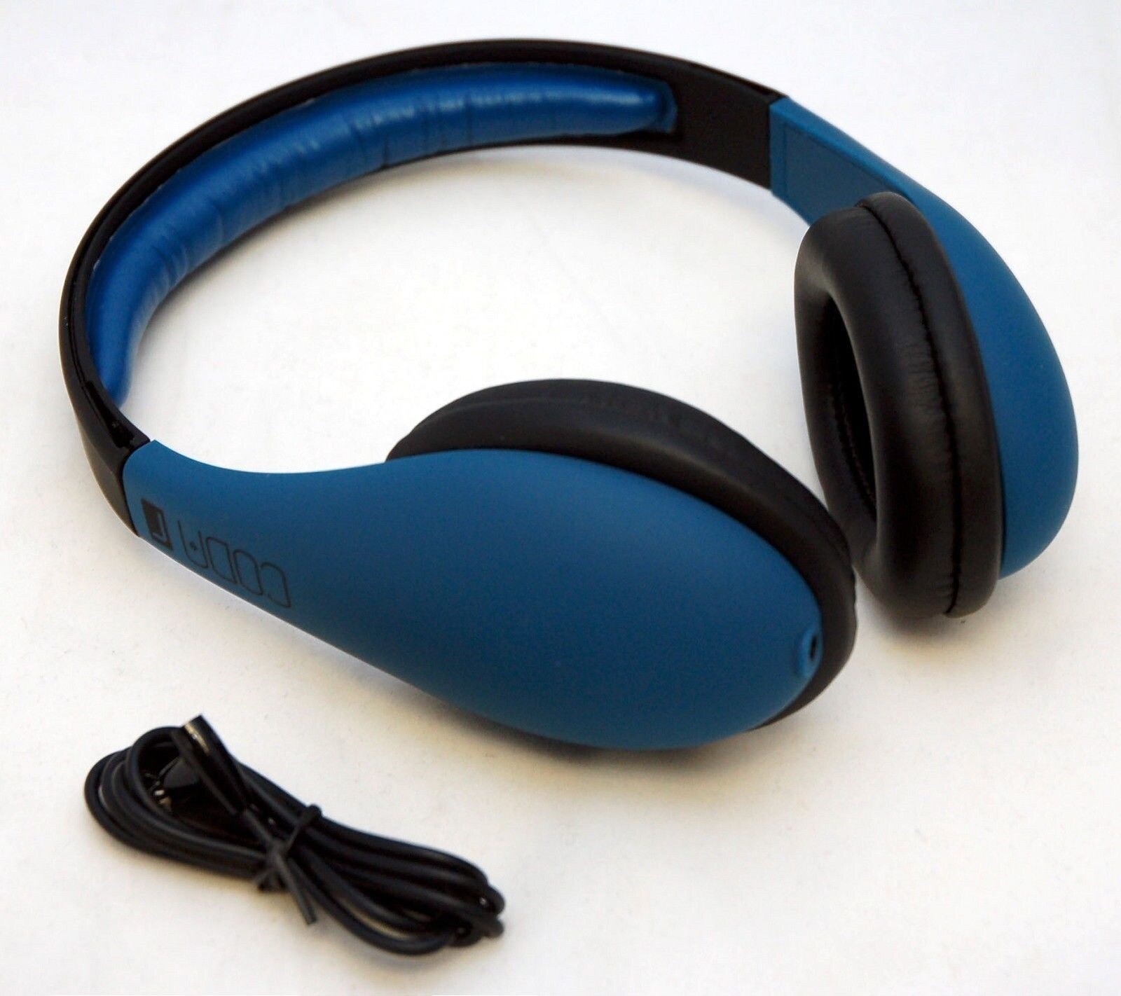 iFrogz CODA Over the Ear Headphones BLUE Stereo Audio Soft Touch MP3 Phone Wired