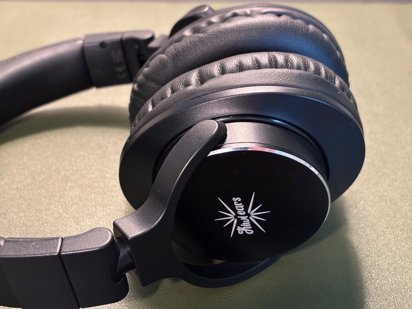 Linsoul Kiwi Ears Division Over Ear 40mm Dynamic Driver Monitoring Headphone