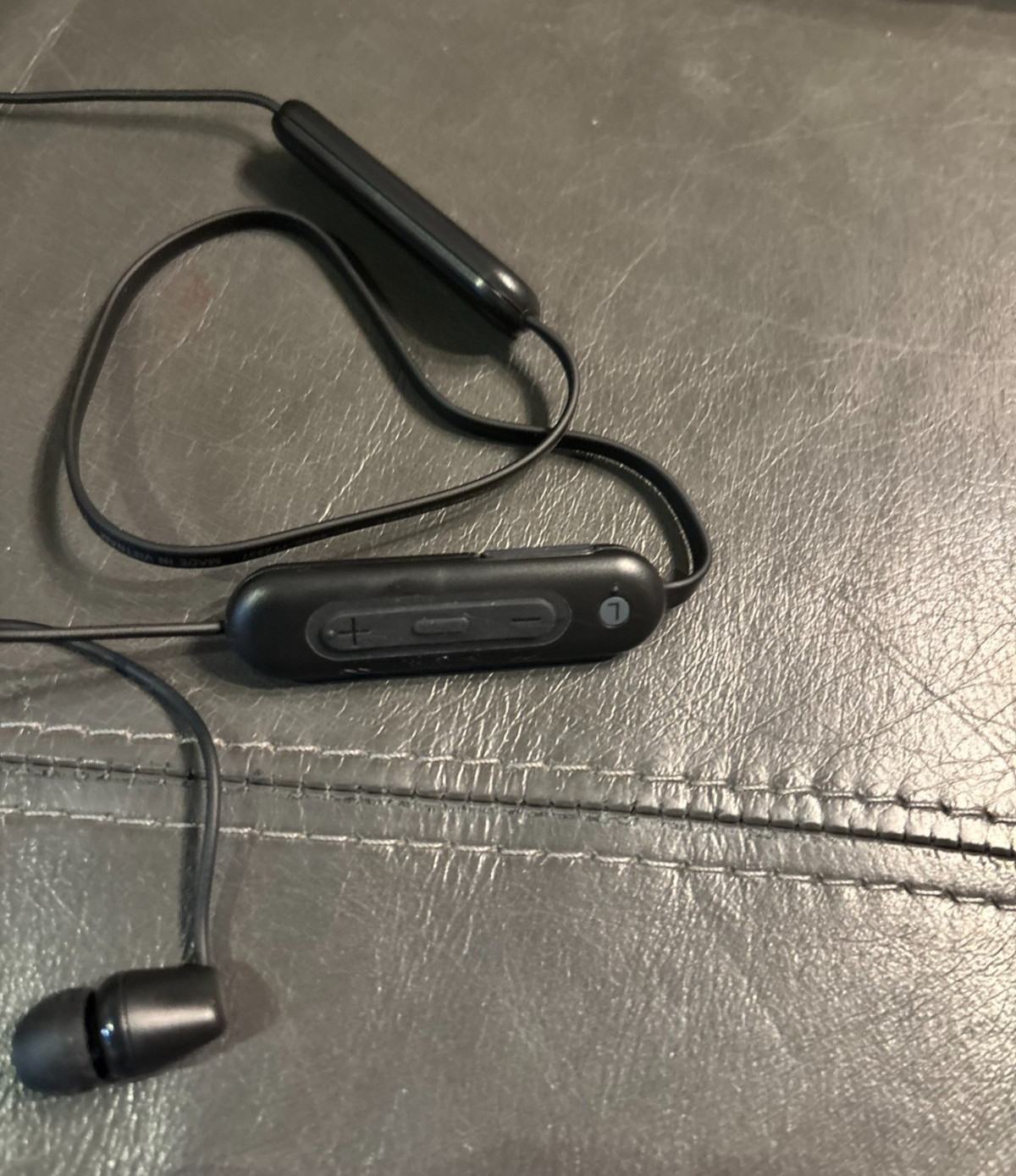 Sony WI-C100 Wireless In ear Bluetooth Headphones – Black – WIC100/B