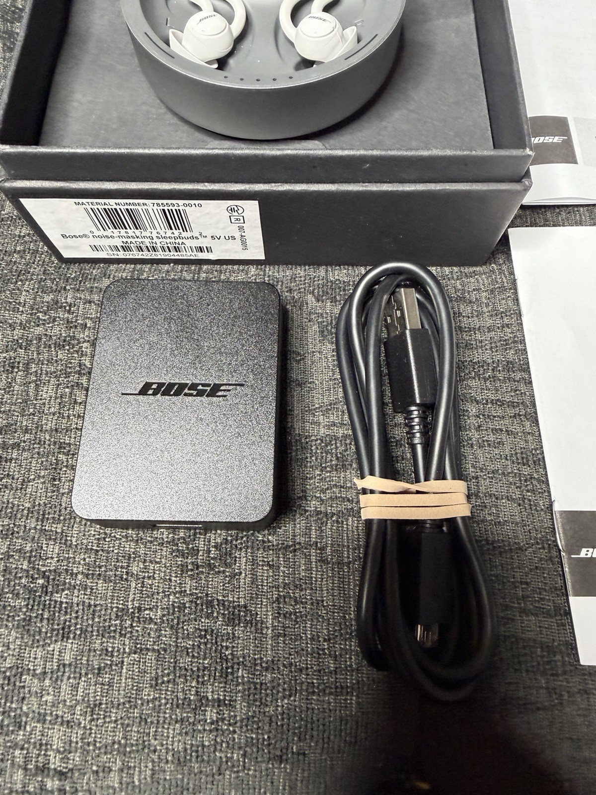 Bose Noise-Masking Sleepbuds 785593-0010 With Manual And Charger *UNTESTED*
