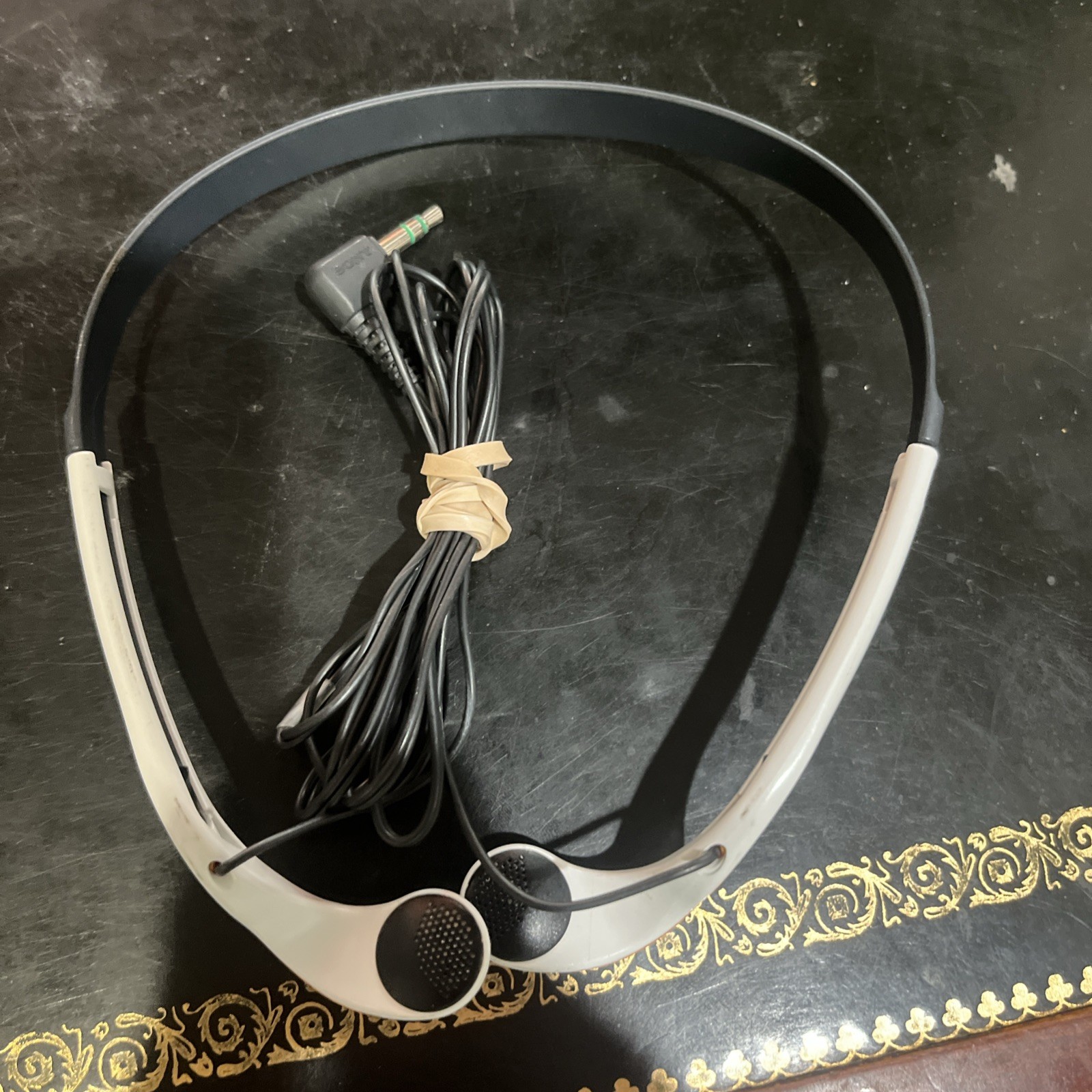 Sony MDR-W014 Sports Walkman White Orange In-Ear Headphones 3.5mm Jack