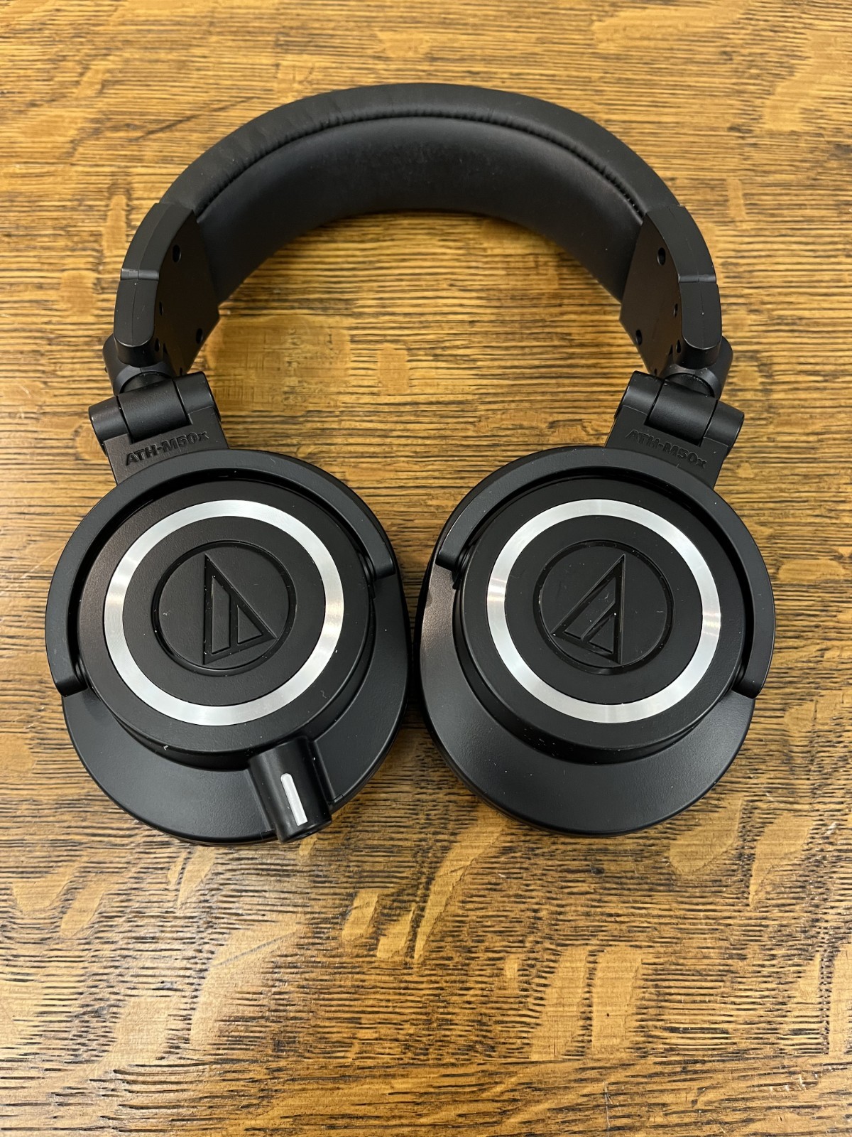 Audio-Technica ATH-M50x Professional Monitor Headphones w/Box – None More Black!