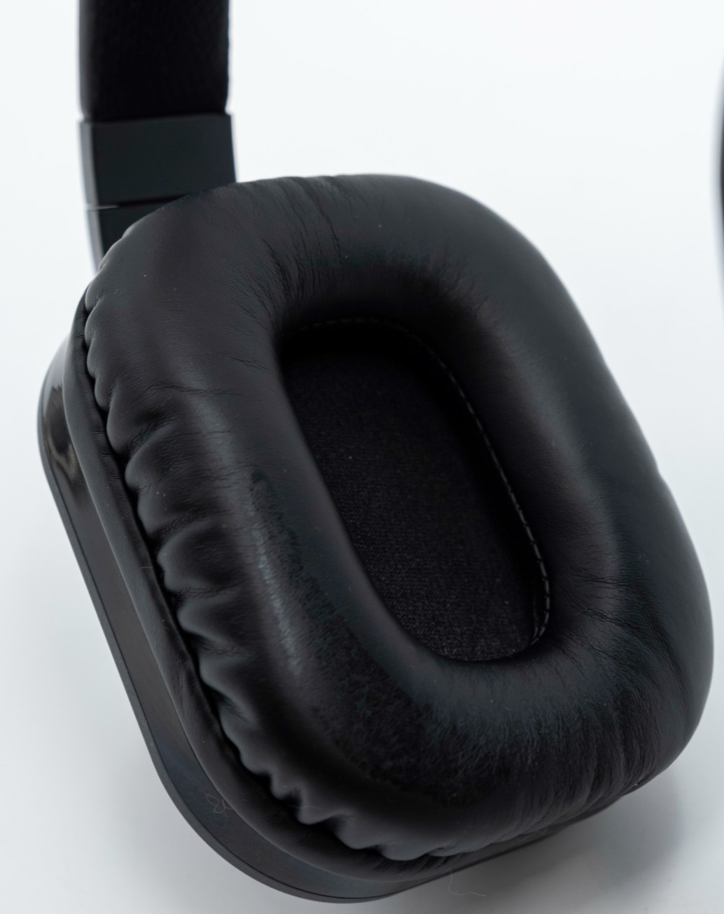 TV EARS Voice Clarifying Headphones 100 Ft Over Ear