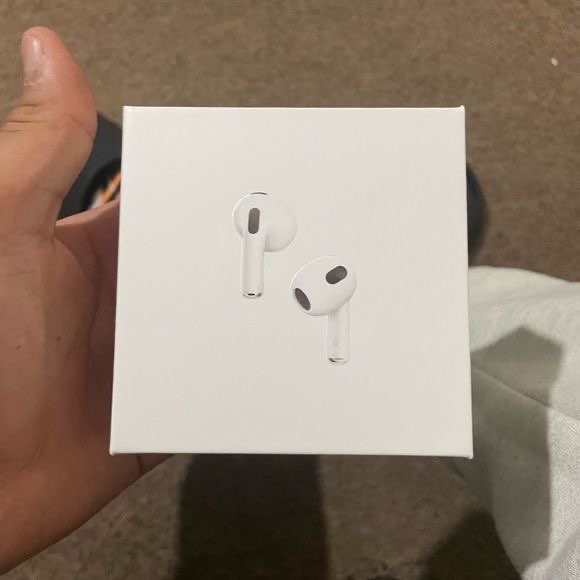 Apple AirPods (4th Generation) With Active Noise Cancellation (ANC)