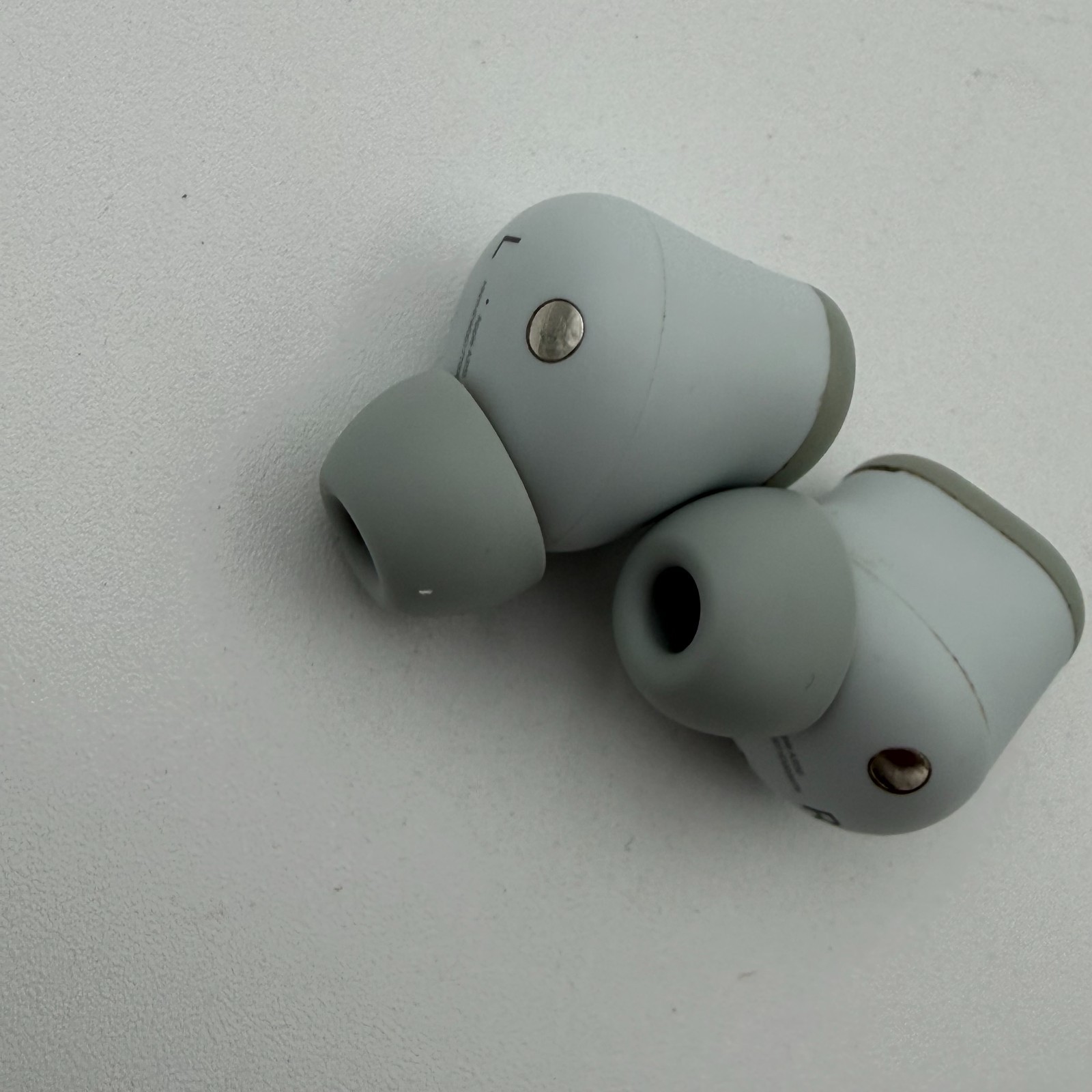 Beats Solo Buds A3152 Wireless Bluetooth In-Ear Earbuds USB-C – Storm gray