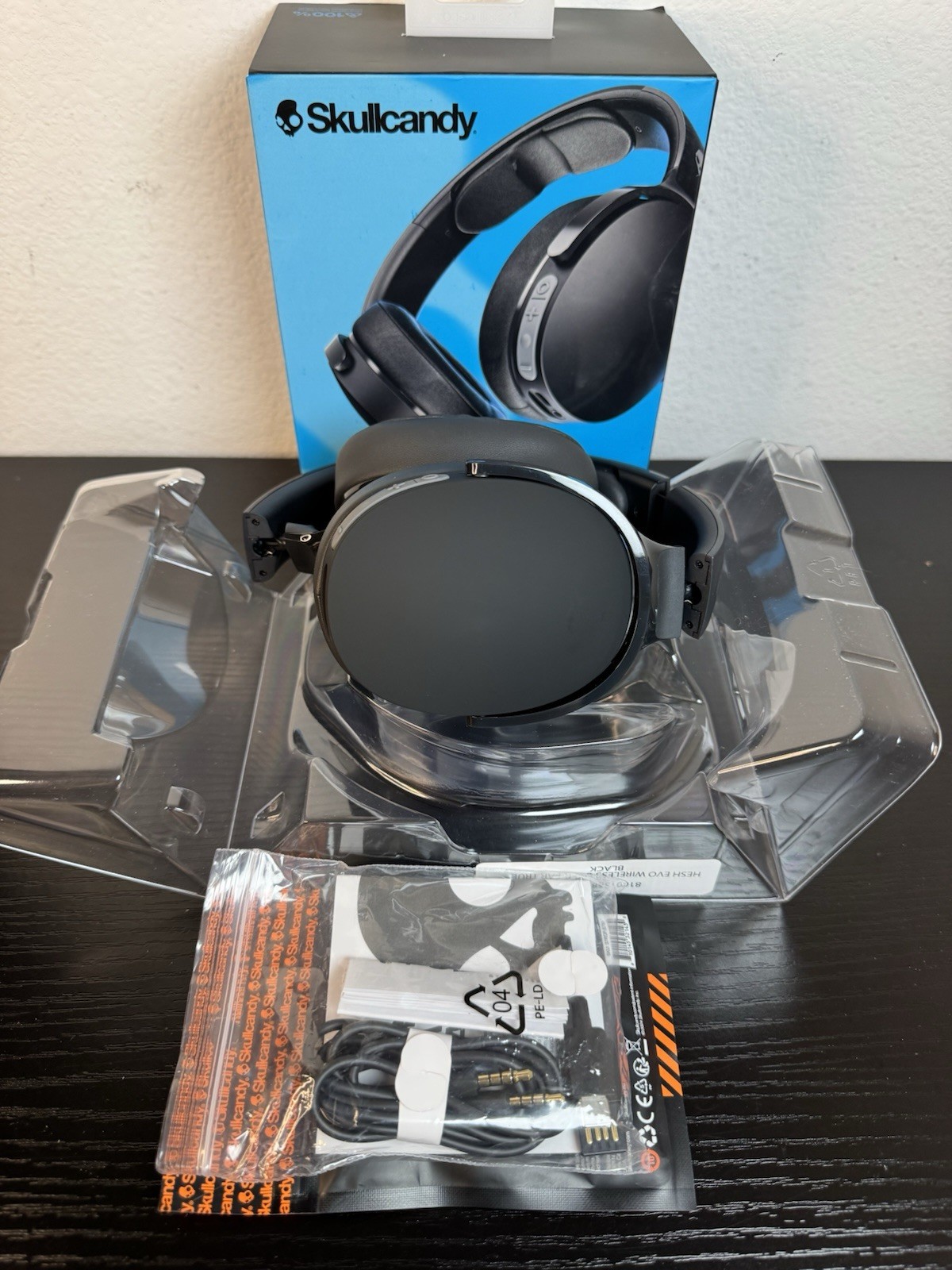 Skullcandy Hesh Evo Wireless Over-Ear Headphones – True Black
