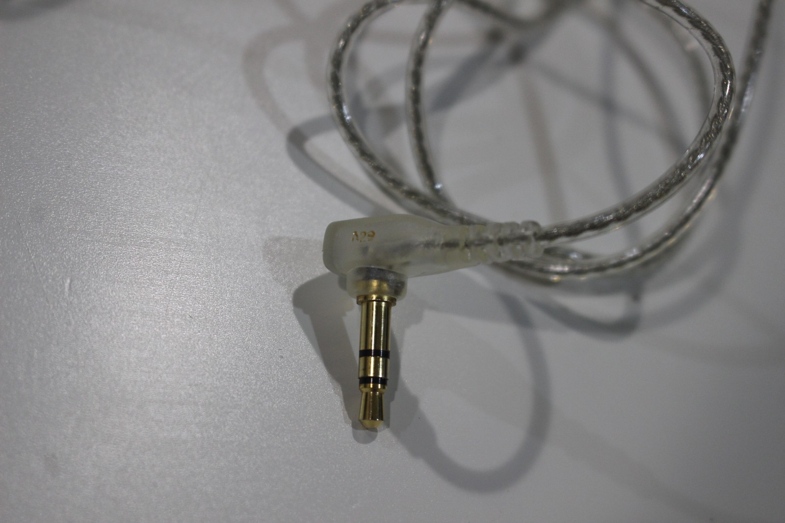 Ultimate Ears Super Fi 3 studio Headphones Stereo UE Earbuds Transparent Tin