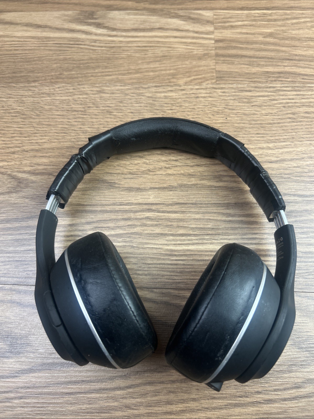 Tribit XFree Tune Wireless Over-Ear Headphones – Deep Black (IC-BTH70)