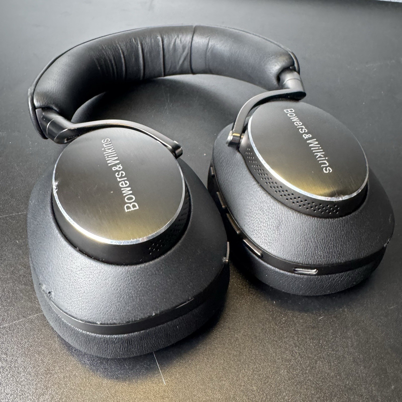 Bowers&Wilkins PX8 Bluetooth Wireless Noise-Cancelling Headphones Black