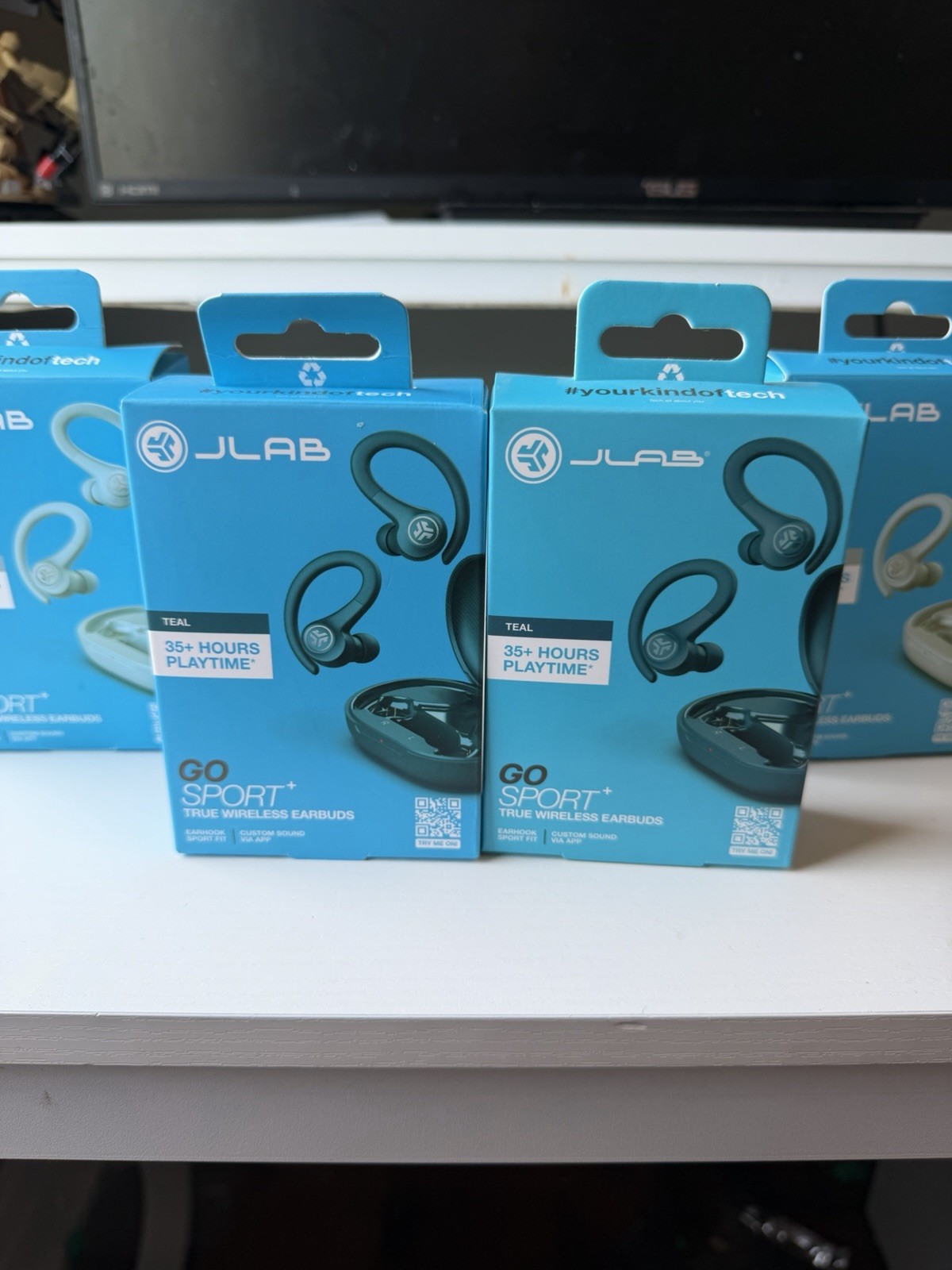 JLab Go Sport+ True Wireless Bluetooth Ear-Hook In-Ear Earbuds Mic Teal