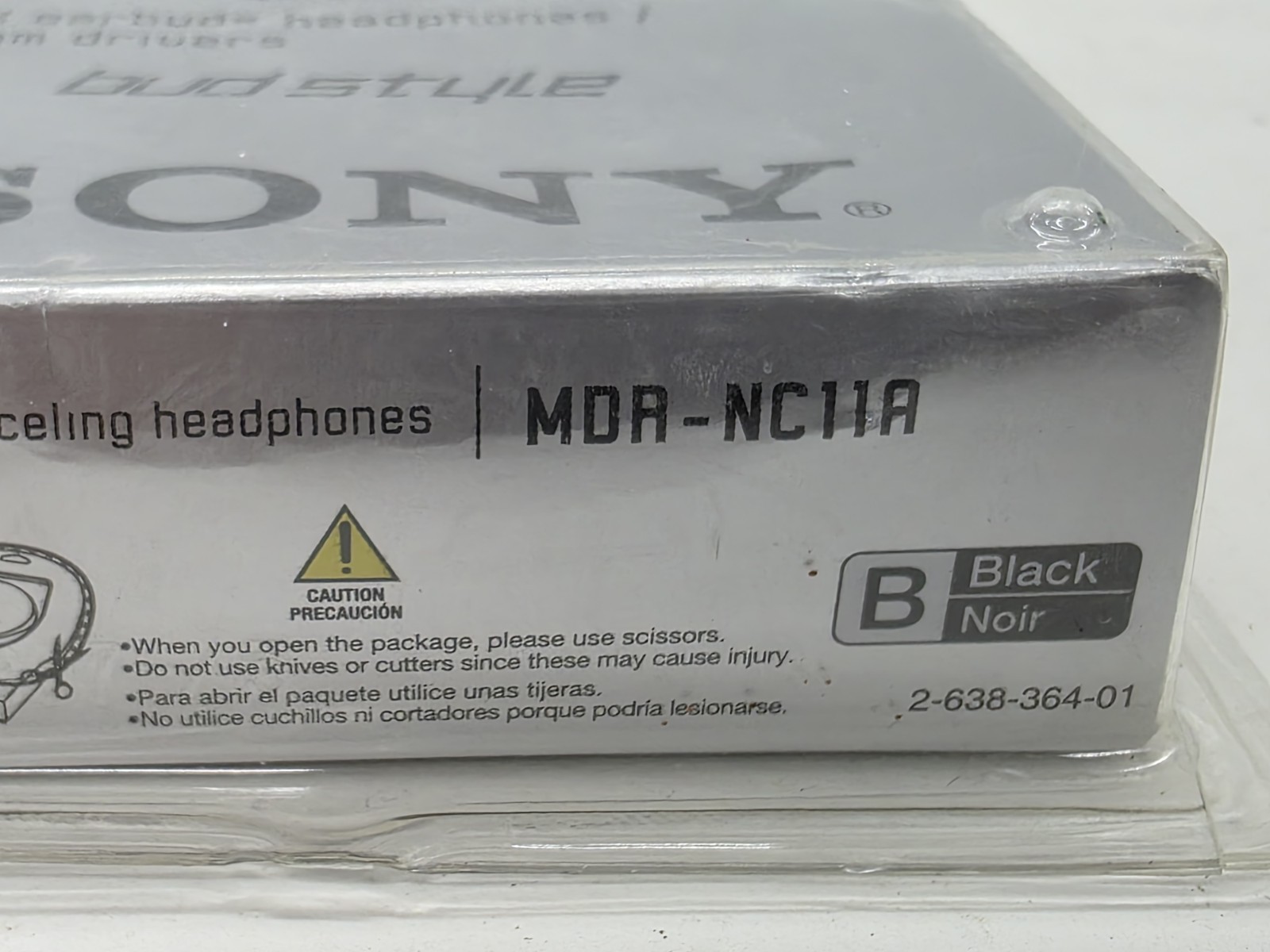 New Sony MDR-NC11A Noise Canceling Headphones Bud Style 9mm Drivers Earbuds