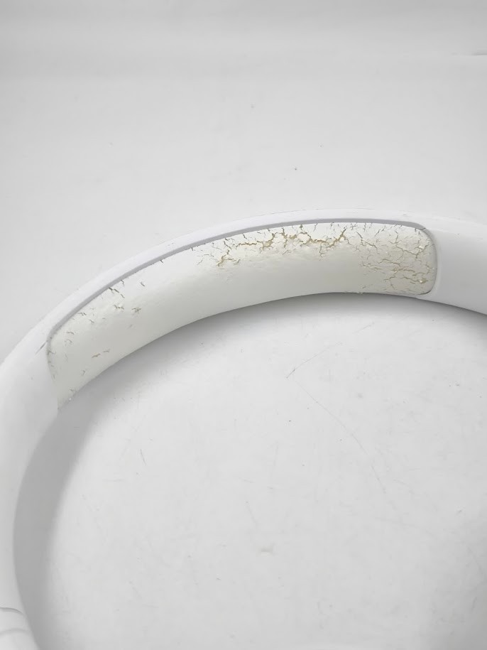 JBL Unknown Model Wireless Headphones Working White No Charger