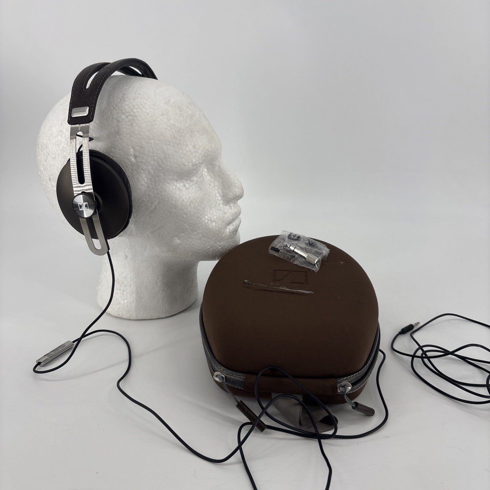 Sennheiser Momentum Original 1st Edition – Brown. Sounds Great! Fast Shipping!