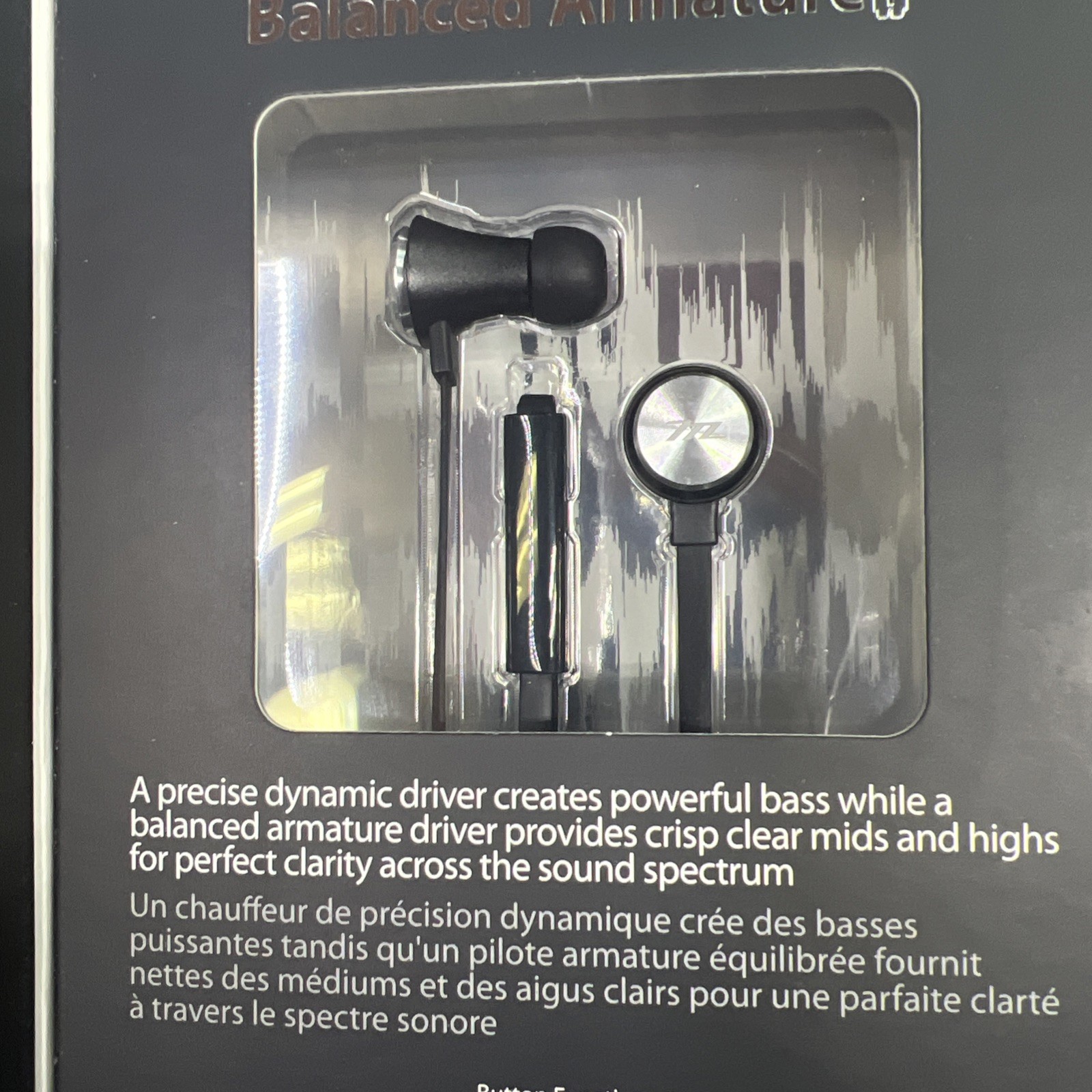MAXELL Balanced Armature Dual Driver Earphones w/ built in Mic BA-1 190633