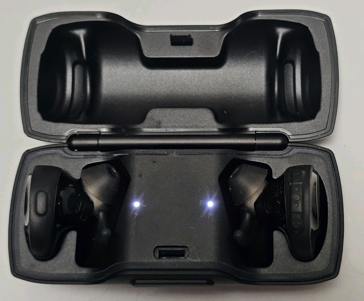 Bose SoundSport Free 423729 In Ear Earbuds Black True Wireless Noise Cancelling