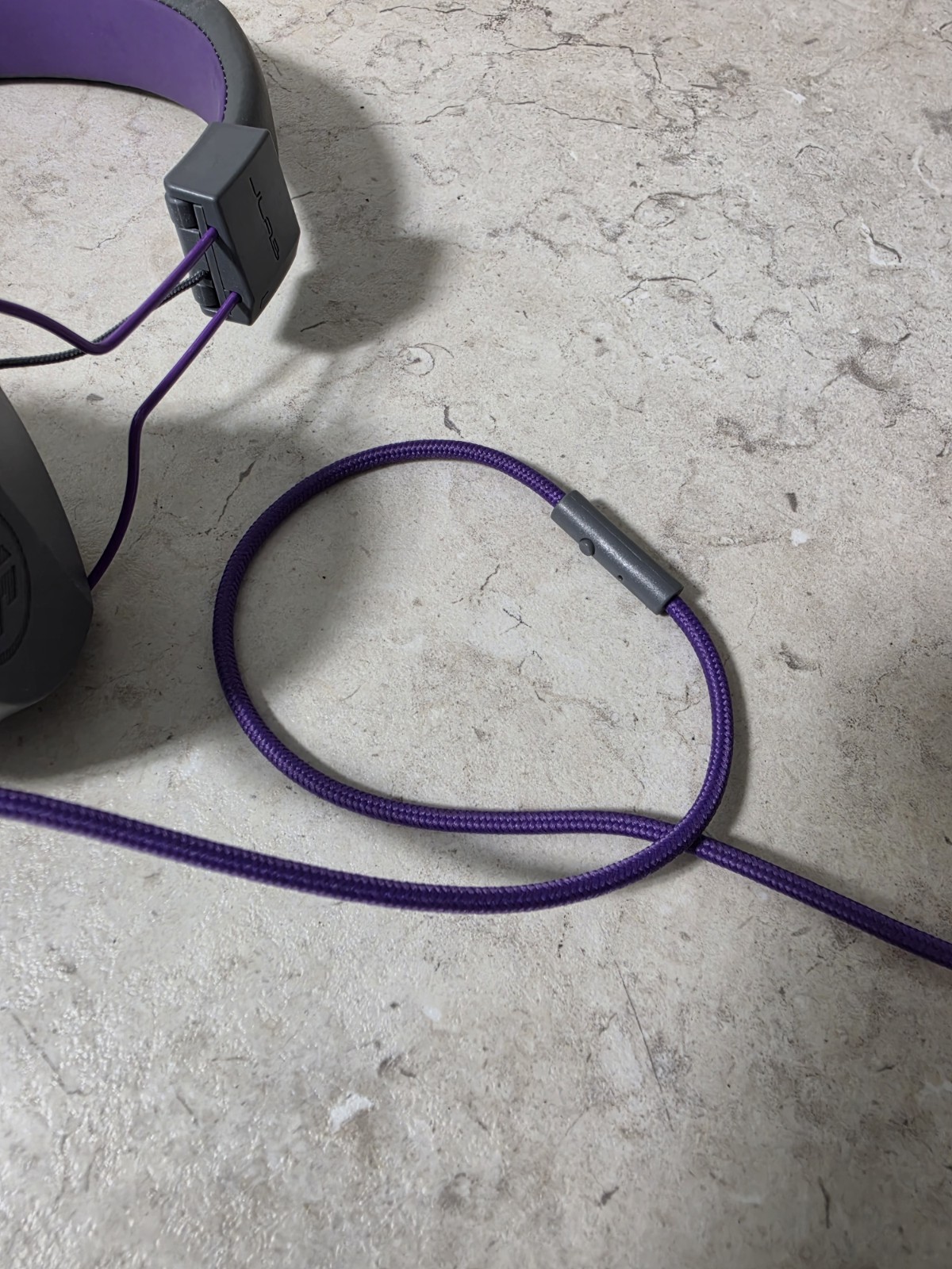 Kids Volume Control Purple JLAB JBuddies Studio -Wired On-Ear Soft Headphones