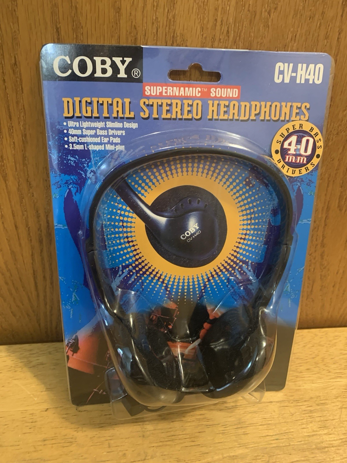 New Sealed Coby Digital Stereo Headphones Super Bass- With Plug-CV-H40