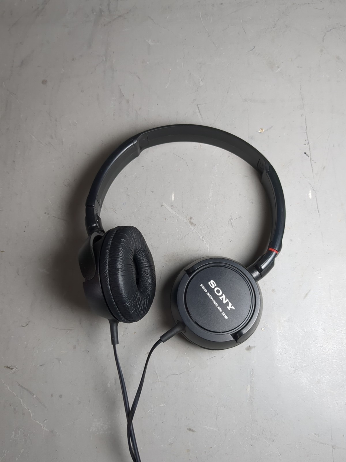 Sony ZX100 Wired On-Ear Headphones 30mm Drivers Analog 3.5mm Tested