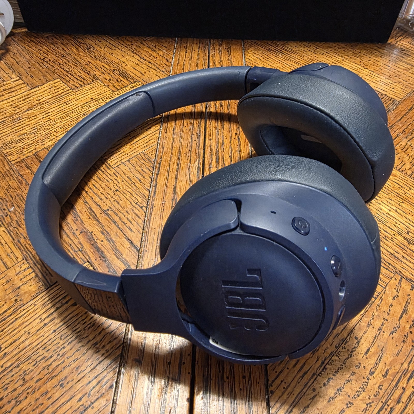 JBL Tune 750BTNC Wireless ANC Over-Ear Headphones Bluetooth – Blue