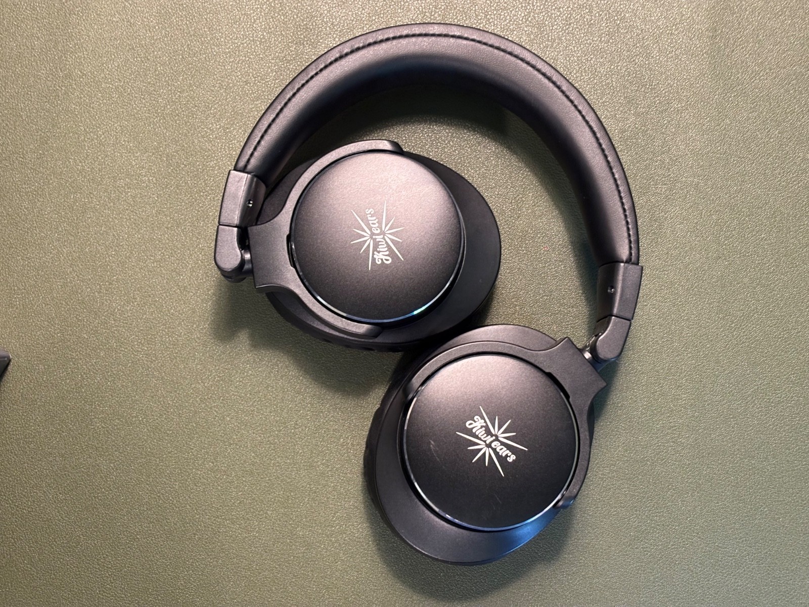 Linsoul Kiwi Ears Division Over Ear 40mm Dynamic Driver Monitoring Headphone