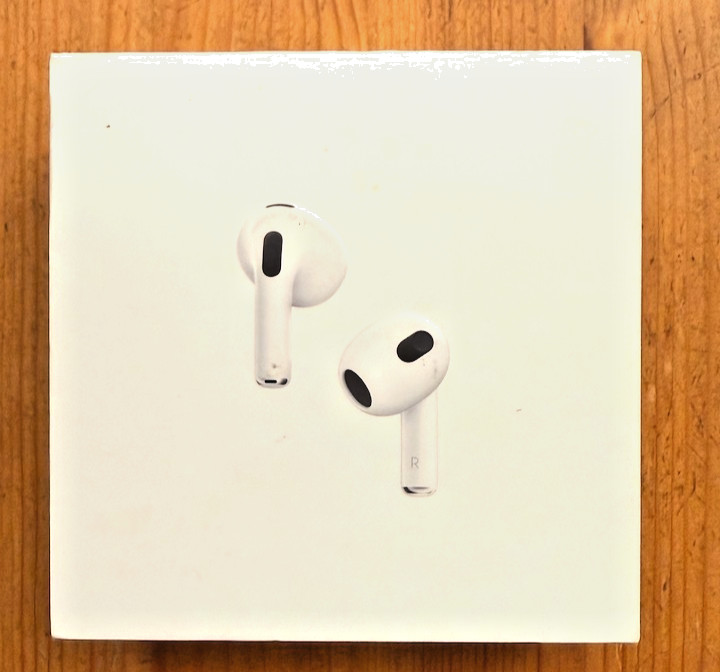 Apple AirPods 3 Generation with Magsafe Charging Case – White MME73LL/A
