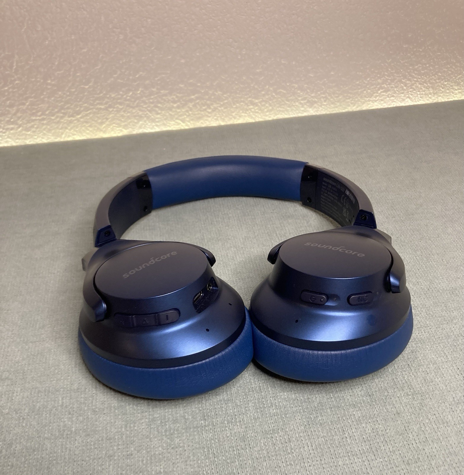 Soundcore Life Q20 Over-Ear Headphone Hybrid Active Noise Cancelling-Blue (Used)