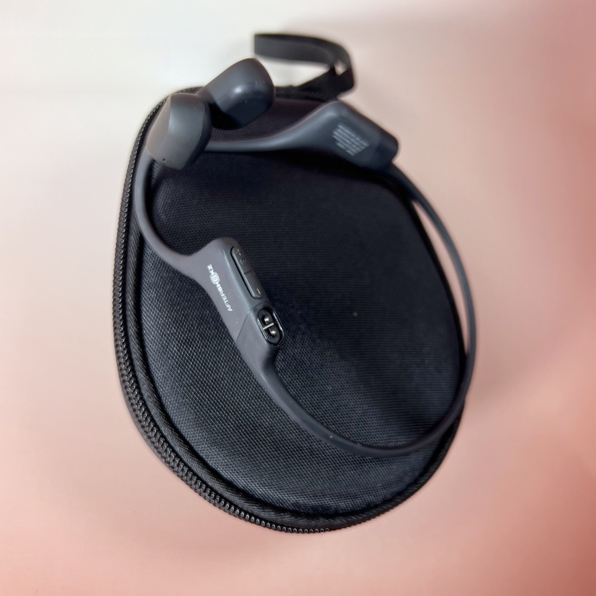 Aftershokz Shokz 800 OpenRun Bone Conduction Wireless Sweatproof Headphones